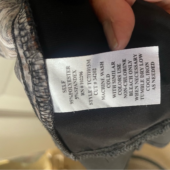 Cute flair Dress - Picture 5 of 5